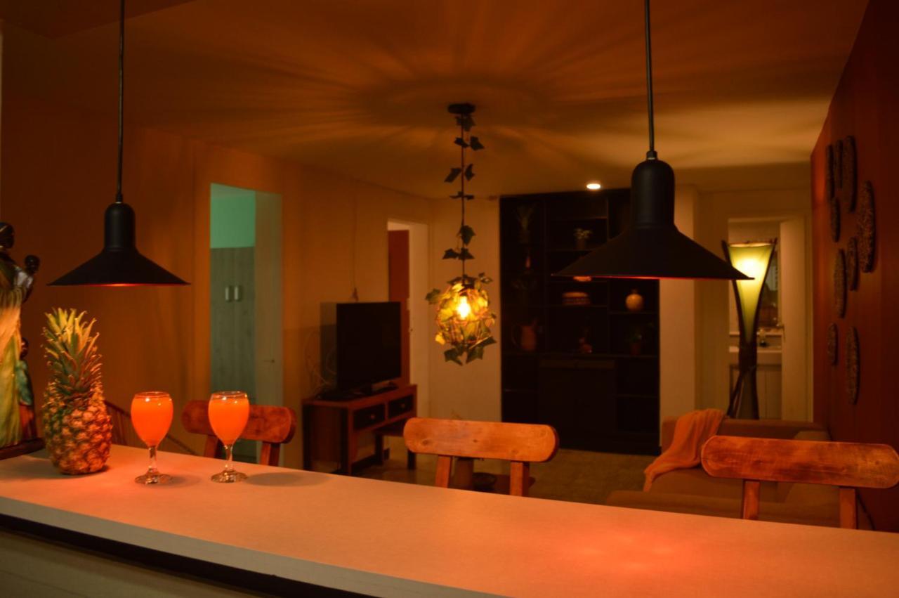 Africa House-Casa Hotel Laureles-La70 Медельїн Екстер'єр фото